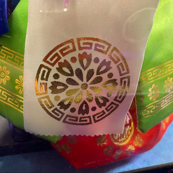 📌Vintage Korean Wedding Couple / Festive Dressed Bride & Groom - Picture 3 of 14